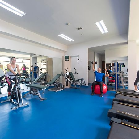 Hotel Dann Carlton Belfort Medellin Exterior photo The gym at the University of Roehampton