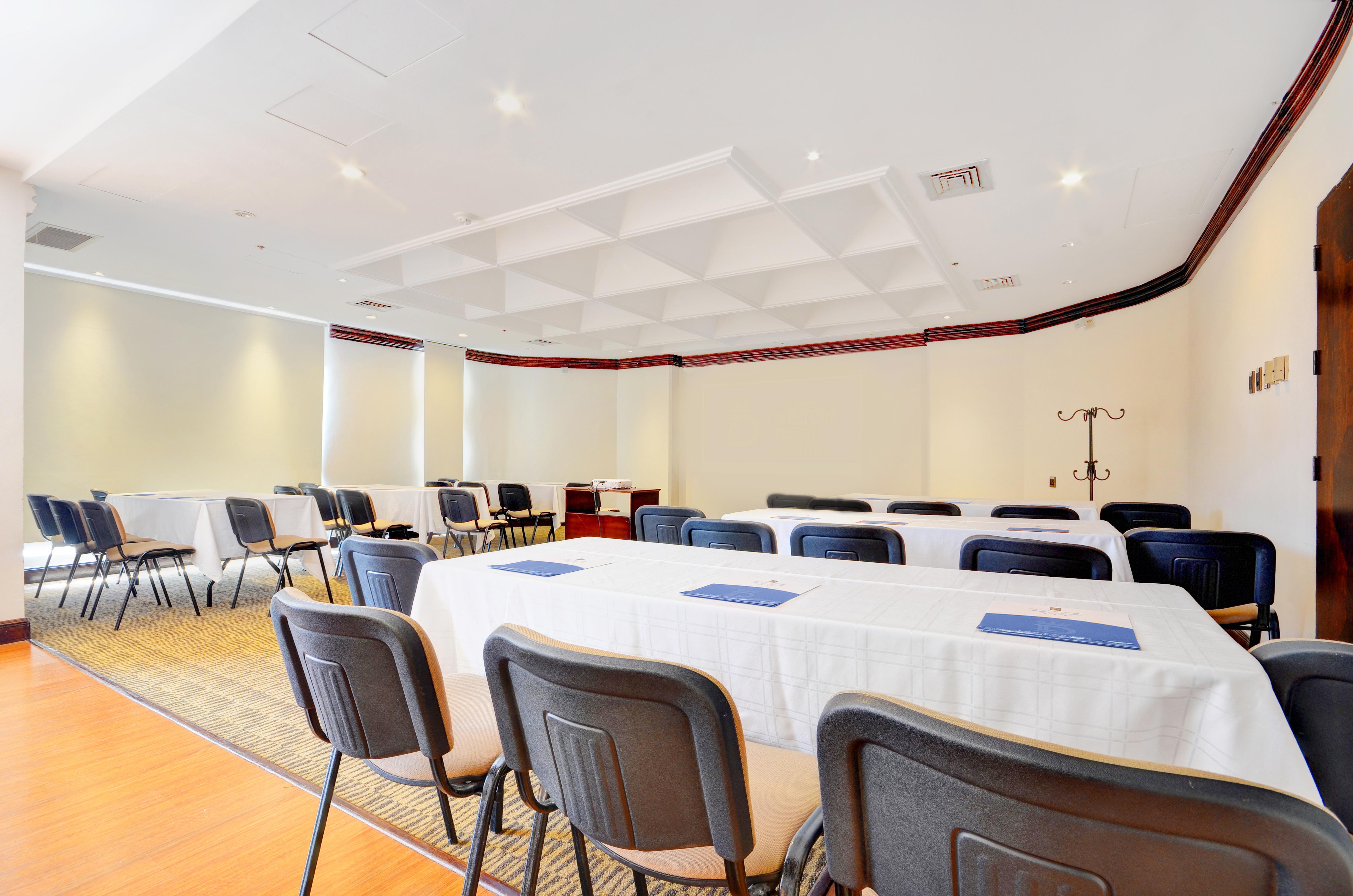Hotel Dann Carlton Belfort Medellin Exterior photo Meeting room