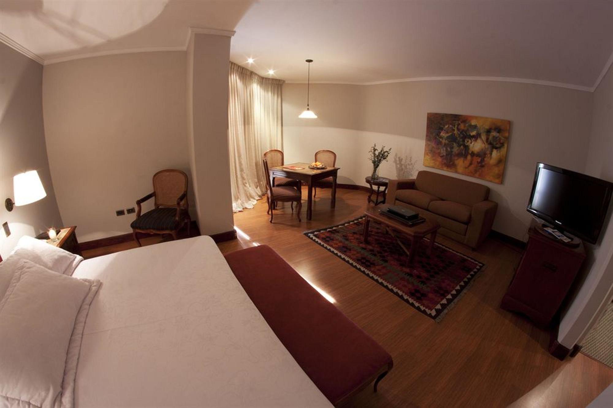 Hotel Dann Carlton Belfort Medellin Exterior photo A room at the hotel